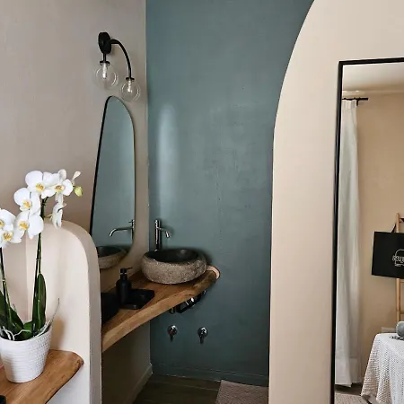 Rayuela Πανσιόν San Pantaleo